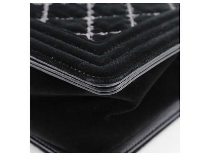 Borsa a Spalla 2 in 1 in Pelle Vellutata Chanel Boy Chanel 25 Nero - vista 5