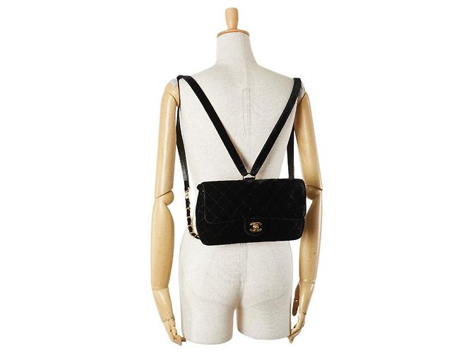 Timeless Chanel Matelassé 25 Veloursleder Rucksack Schwarz - Ansicht 13