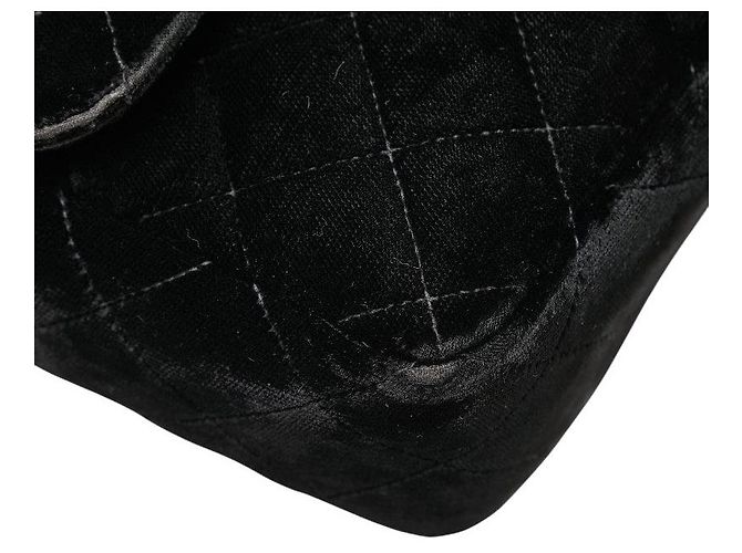 Timeless Chanel Matelassé 25 Veloursleder Rucksack Schwarz - Ansicht 4