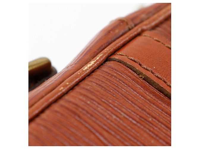 Borsa a Spalla Danube Epi Louis Vuitton Marrone - vista 12