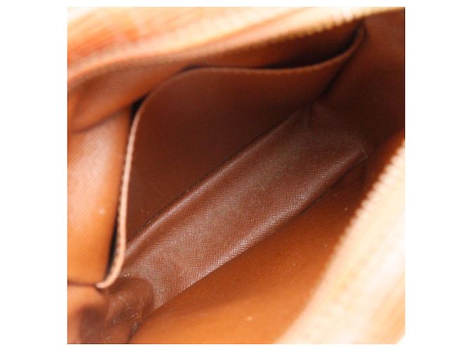 Borsa a Spalla Danube Epi Louis Vuitton Marrone - vista 5