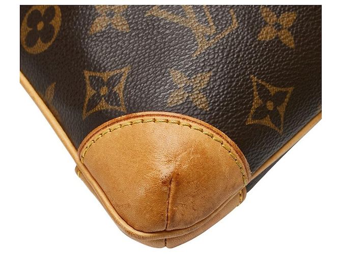 Borsa 2 in 1 Coussin GM Monogram Louis Vuitton Marrone - vista 4