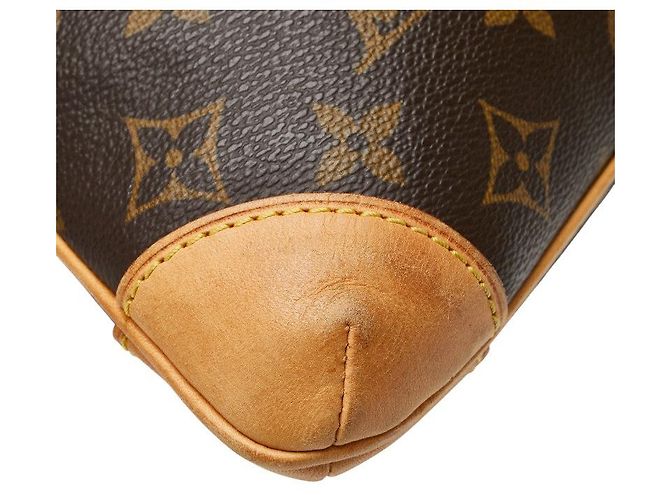 Borsa 2 in 1 Coussin GM Monogram Louis Vuitton Marrone - vista 6