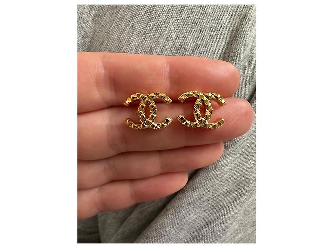 Chanel CC Dourado - vista 8