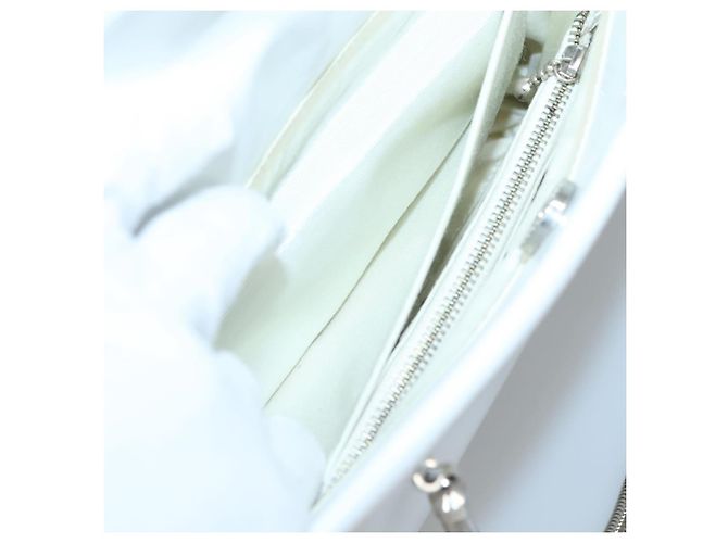 Borsa a spalla a catena GIVENCHY in pelle bianca e argento Auth bs28975 Bianco - vista 22