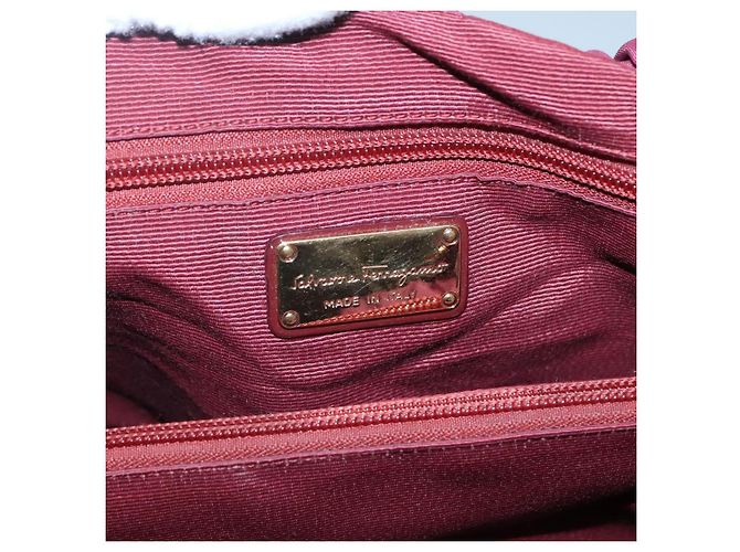 Borsa Tote Vala in Nylon Bordeaux e Oro Auth hk2907 di Salvatore Ferragamo D'oro Bordò - vista 19