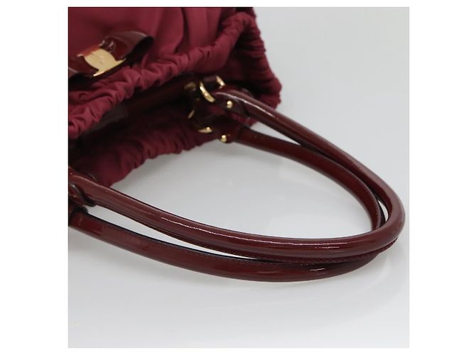 Borsa Tote Vala in Nylon Bordeaux e Oro Auth hk2907 di Salvatore Ferragamo D'oro Bordò - vista 7