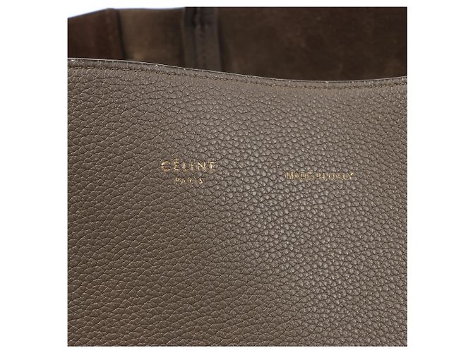 Céline Celine Cabas Phantom Kleine Schultertasche aus Leder in Taupe - Ansicht 6