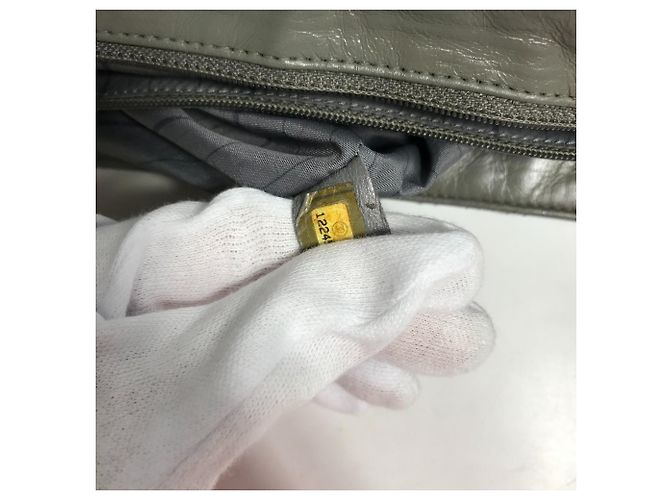 Borsa in pelle grigia Chanel Marrone - vista 16