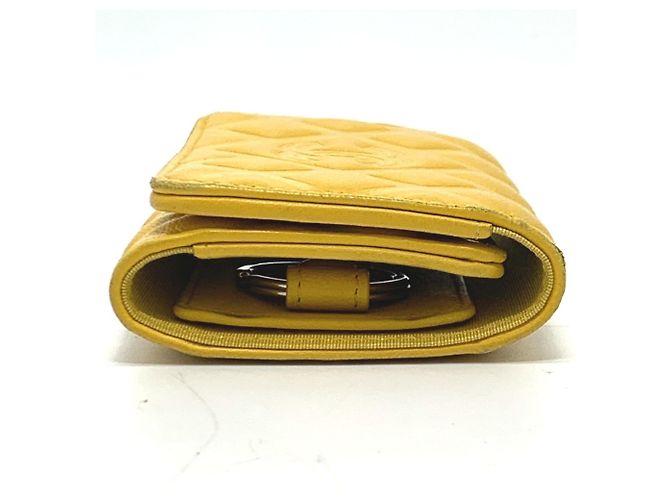Portachiavi CC a 4 anelli Diamond Coco Mark di Chanel Giallo - vista 5