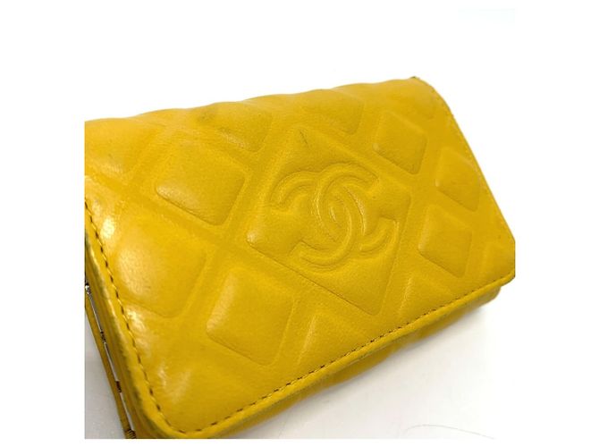 Portachiavi CC a 4 anelli Diamond Coco Mark di Chanel Giallo - vista 7
