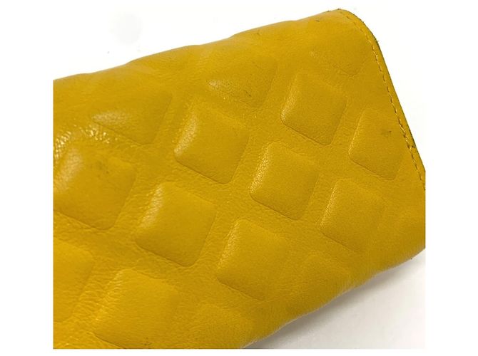 Portachiavi CC a 4 anelli Diamond Coco Mark di Chanel Giallo - vista 8