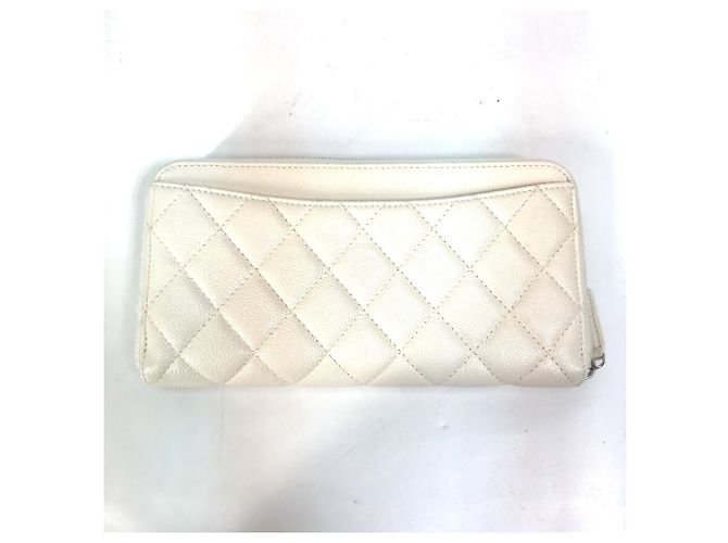 Chanel A50097 Cartera Larga Matelassé CC Blanco - vista 2