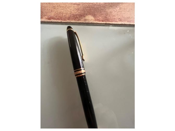 Stylo Plume Montblanc Meisterstück Classique Or Noir - vue 2