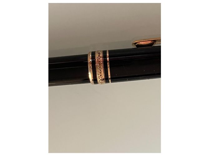 Stylo à bille Montblanc Meisterstück Classique (Réf. 164) doré. Noir - vue 3