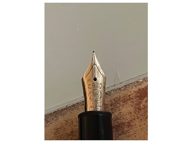 Stylo plume Montblanc Meisterstück 146 LeGrand, avec plume en or massif 14k Noir - vue 2