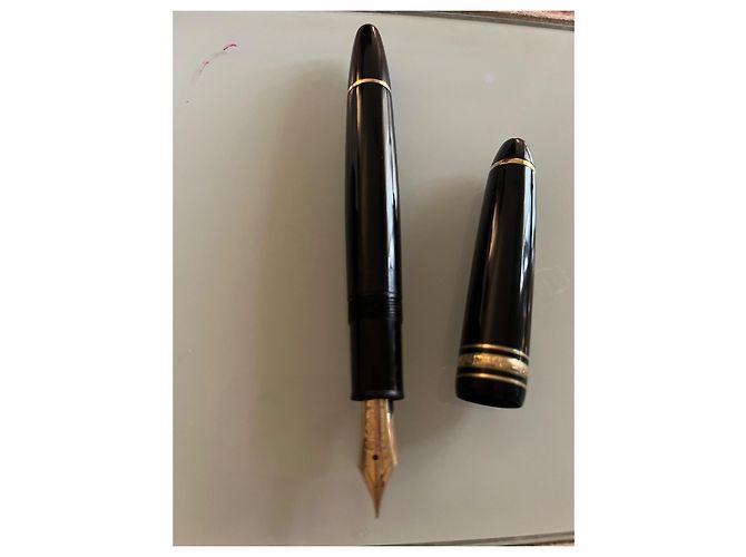 Stylo plume Montblanc Meisterstück 146 LeGrand, avec plume en or massif 14k Noir - vue 3