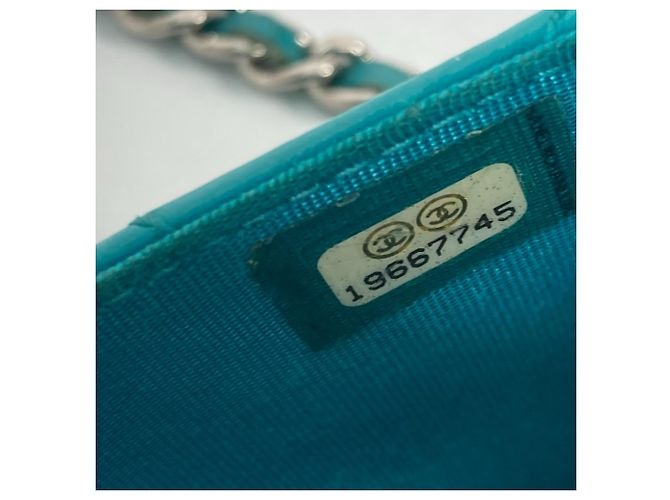 Portafoglio a catena matelassé Chanel CC Coco Mark Verde - vista 12