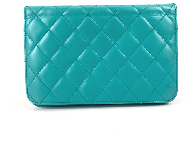 Portafoglio a catena matelassé Chanel CC Coco Mark Verde - vista 2