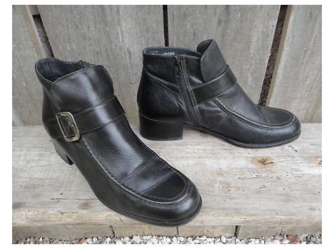 Stivaletti Bally Uronia in pelle nera Nero - vista 2