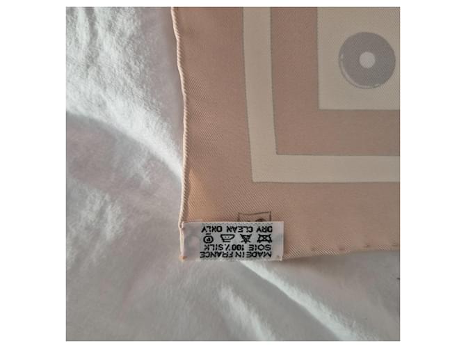 Hermès Caballo mecedor Beige - vista 2