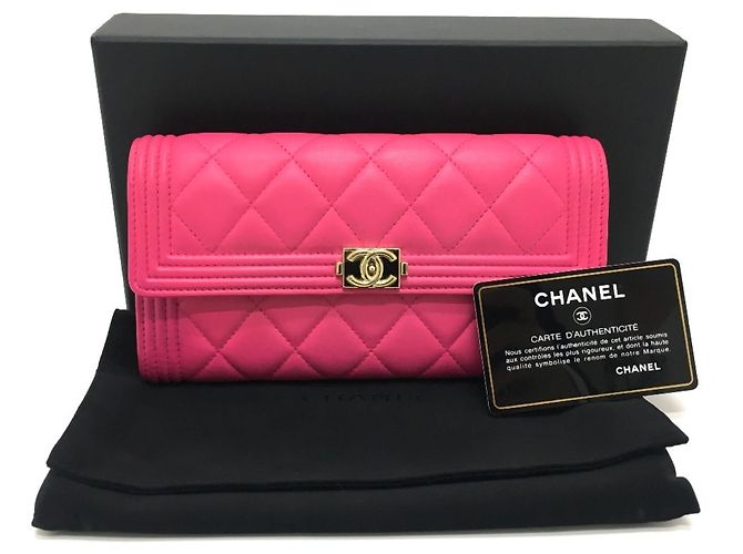 Cartera larga Chanel Matelassé Boy en rosa - vista 9