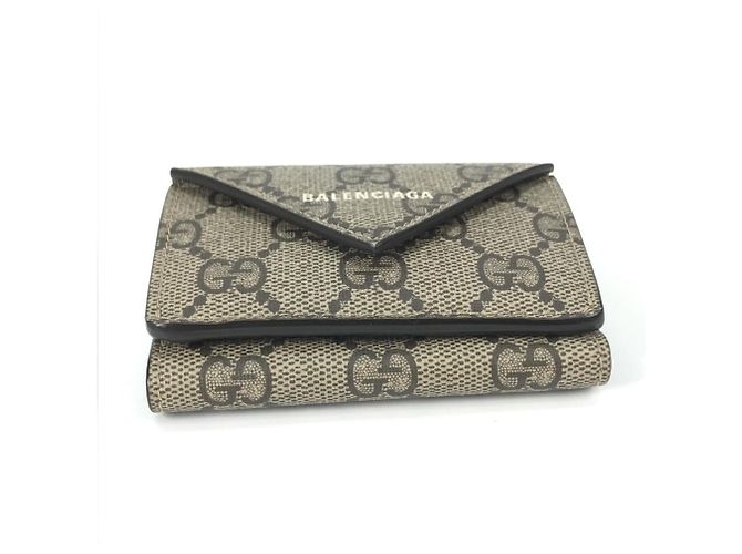 Gucci Dreifach-Wallet aus GG Supreme Canvas - Ansicht 3