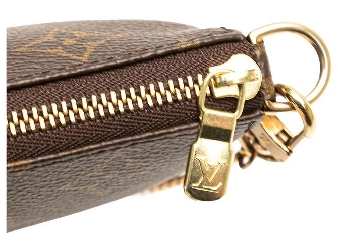 Mini Pochette Accessoires Monogramma Marrone Louis Vuitton - vista 8