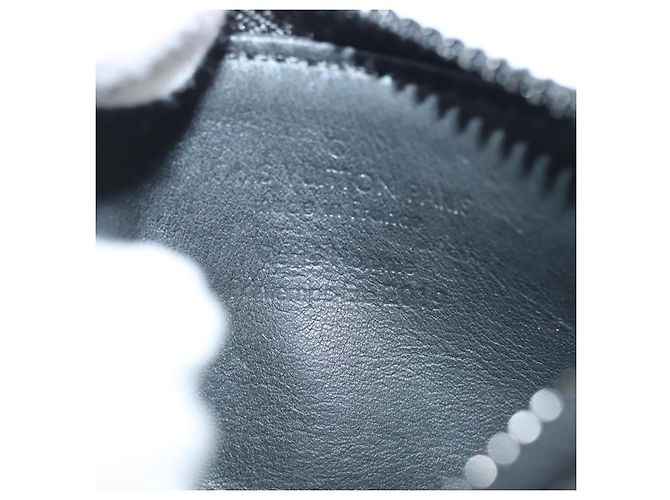 LOUIS VUITTON Monogram Solar Powered Ray Pochette Cles M44487 LV Auth 138926 Monogramm - Ansicht 10
