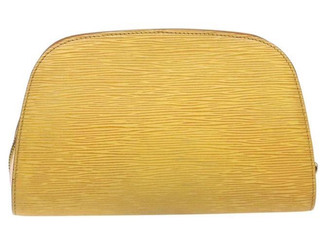 LOUIS VUITTON Pochette Dauphine GM Epi Giallo LV Auth 140087 - vista 2