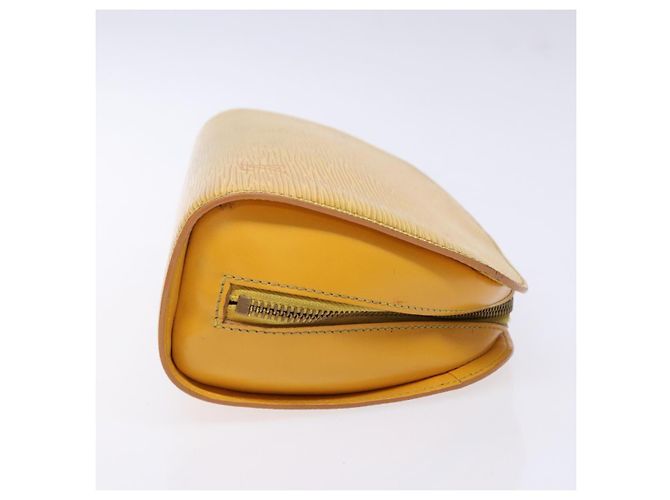 LOUIS VUITTON Pochette Dauphine GM Epi Giallo LV Auth 140087 - vista 3