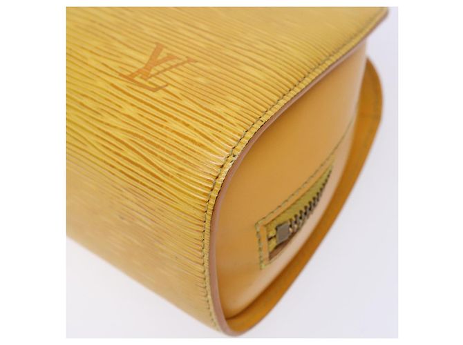 LOUIS VUITTON Pochette Dauphine GM Epi Giallo LV Auth 140087 - vista 7