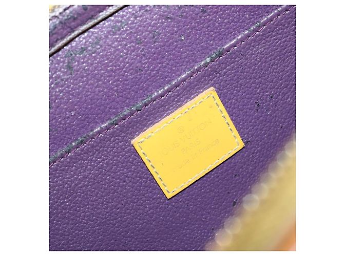 LOUIS VUITTON Pochette Dauphine GM Epi Giallo LV Auth 140087 - vista 9