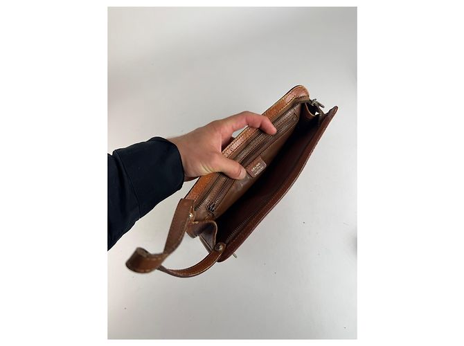 Céline Clutch in pelle vintage Celine Paris marrone - vista 3