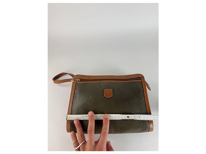 Céline Clutch in pelle vintage Celine Paris marrone verde - vista 11