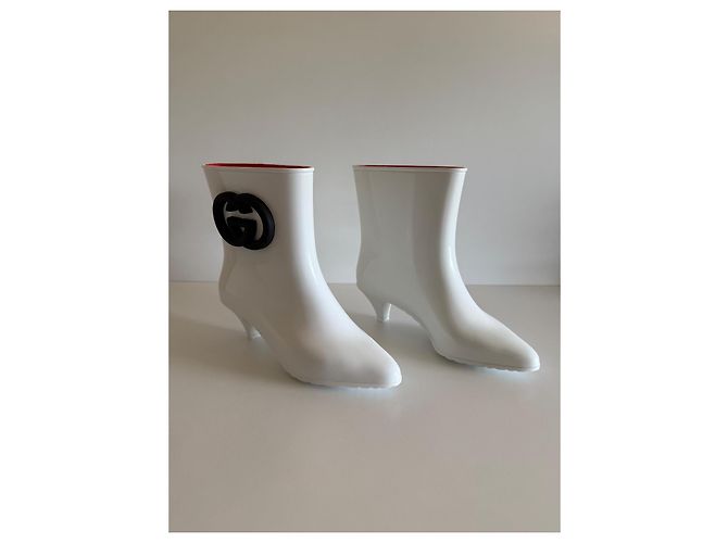 Botines Gucci Interlocking de goma blancos - vista 3