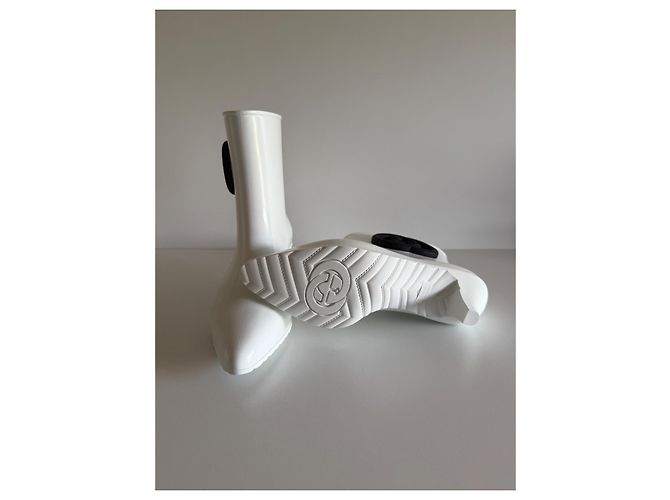 Botines Gucci Interlocking de goma blancos - vista 9