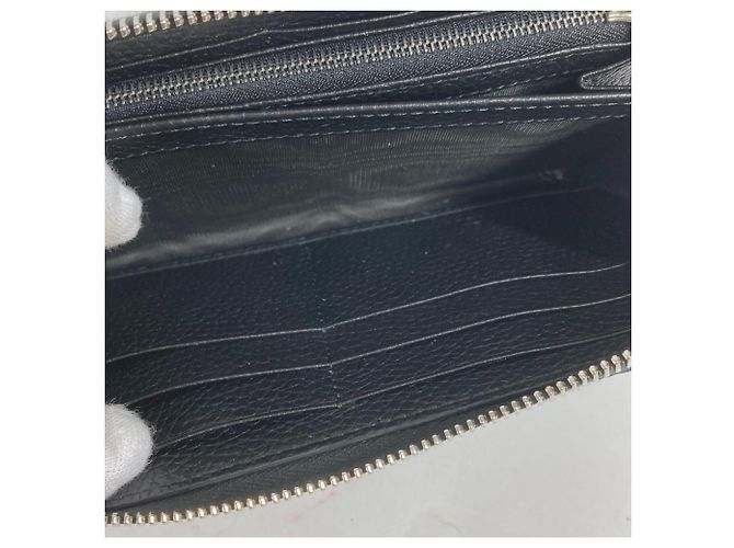 Gucci Black Leather Long Wallet - view 9