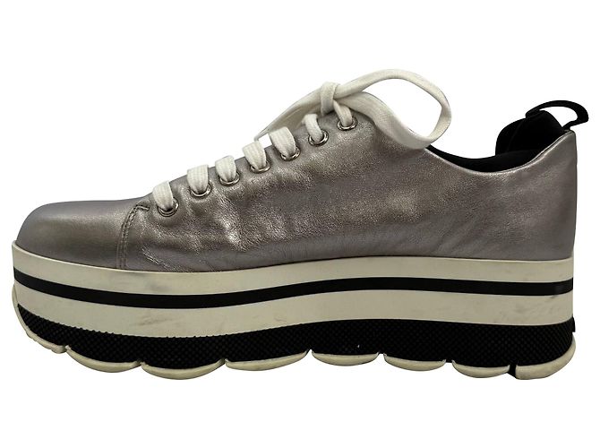 Sneakers platform Prada in pelle argento Metallico - vista 5