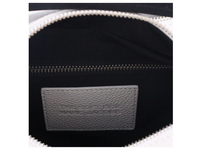 Sac à main SoftBox Colourblock de Marc Jacobs en cuir blanc et noir - vue 8