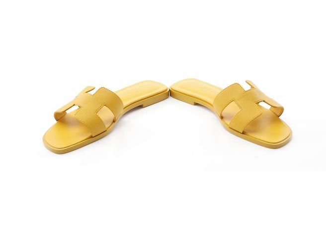 Hermès Sandali Hermes Oran Vau Epsom Giallo - vista 3