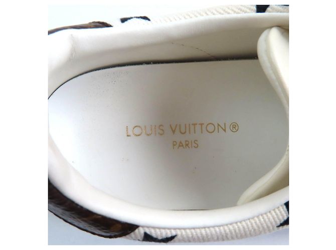 Baskets en cuir Monogram Time Out de Louis Vuitton Blanc - vue 12