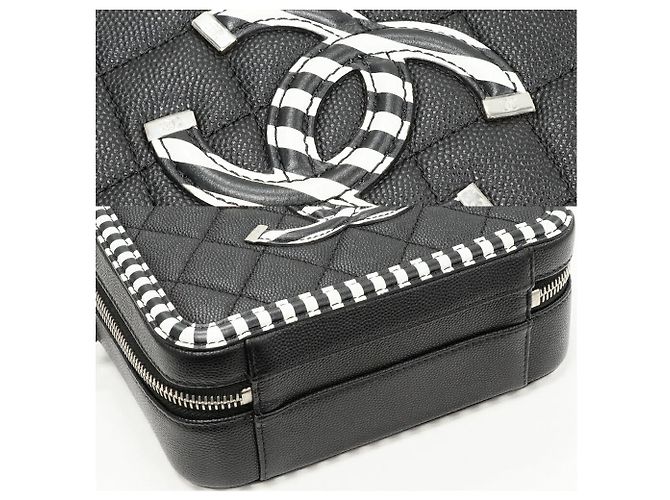 Chanel CC Filigran-Kaviarhaut 2-Wege Schultertasche Schwarz Weiß - Ansicht 5