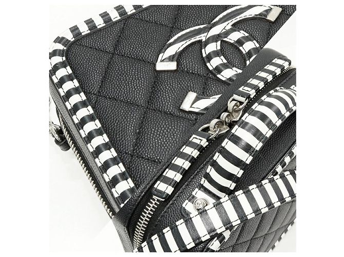 Chanel CC Filigran-Kaviarhaut 2-Wege Schultertasche Schwarz Weiß - Ansicht 6