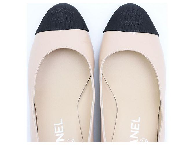 Ballerine in pelle Chanel Nero Beige - vista 10