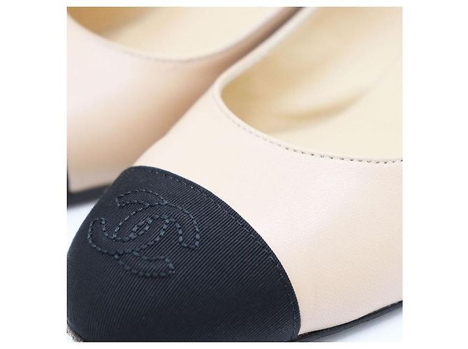 Ballerine in pelle Chanel Nero Beige - vista 11