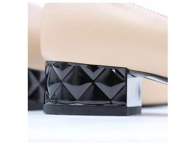 Ballerine in pelle Chanel Nero Beige - vista 12