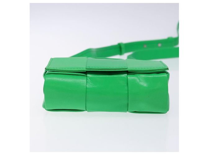 Autre Marque Borsa a spalla Candy Cassette in pelle verde Auth 137872 di BOTTEGA VENETA - vista 5