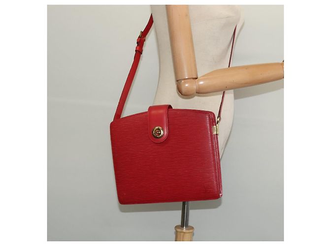 LOUIS VUITTON Epi Capuchin Schultertasche Rot M52347 LV Auth 139777 - Ansicht 24