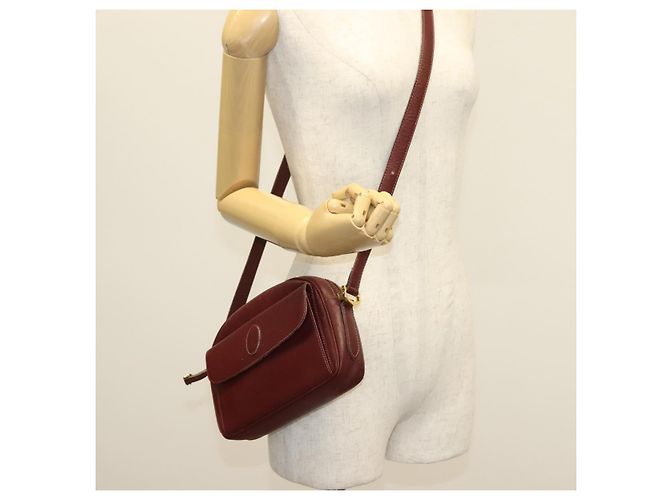 Cartier Borsa a spalla Must Line in pelle bordeaux e oro Auth bs28999 D'oro Bordò - vista 22